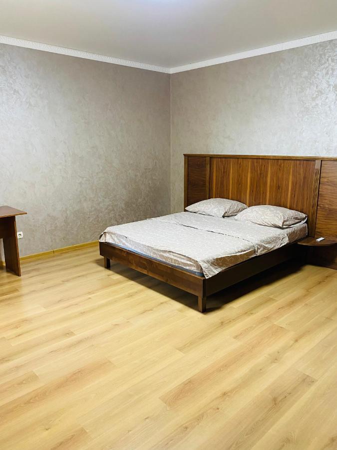 огієнка 2а центр Apartment Lutsk